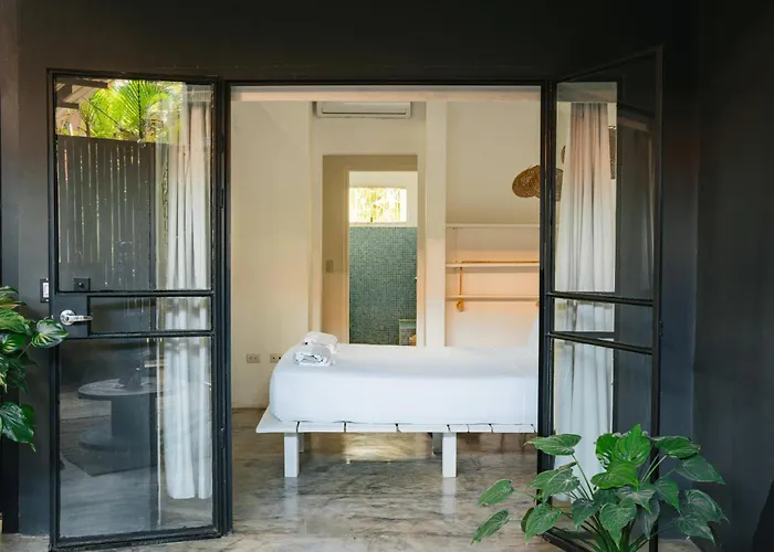 La Negra Surf Hotel 3*